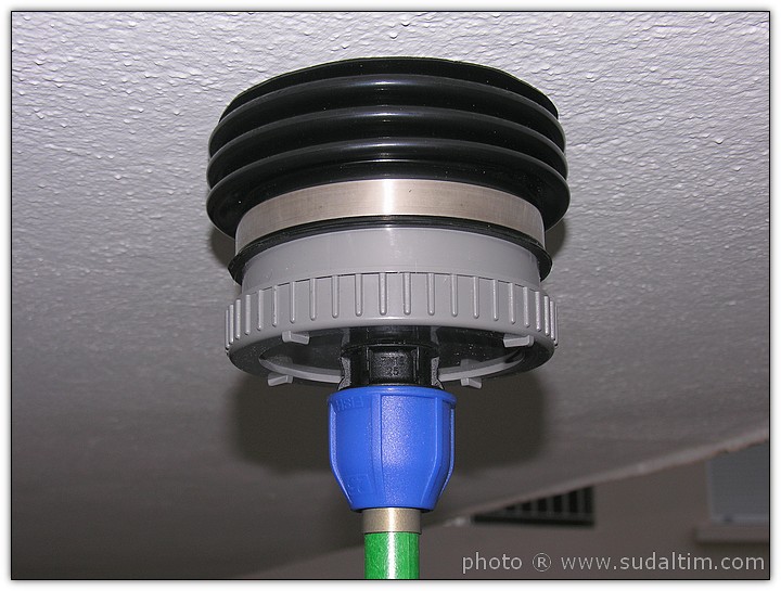Iso-Scopic Perche télescopique pour l'isolation des détecteurs automatiques d'incendie lors de travaux susceptibles de provoquer de la poussière ou de la fumée